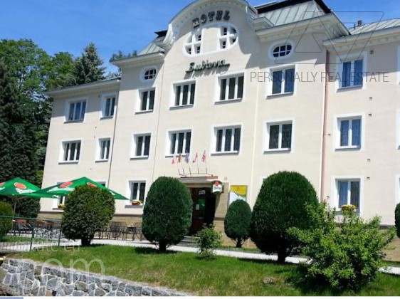 Отель в Карловых Варах, пригород, 2586 кв.м. область Карловых Вар - Коммерческая недвижимость - Personally Real Estate Отель в Карловых Варах, пригород, 2586 кв.м. область Карловых Вар - Коммерческая недвижимость - Personally Real Estate