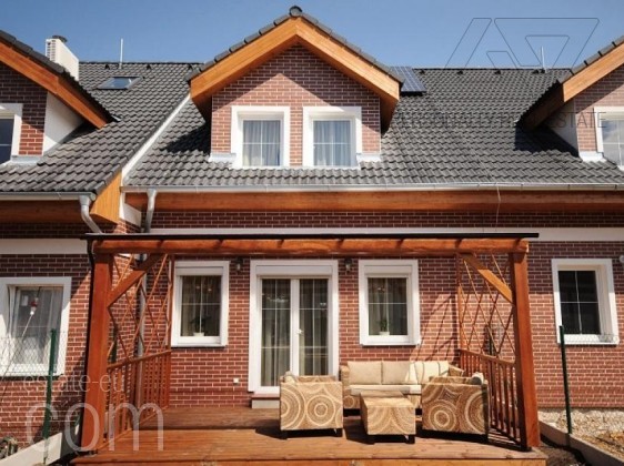 Дом в пригороде Праги, 5-комнатный, 127 м² Lešany  - Жилая недвижимость - Personally Real Estate