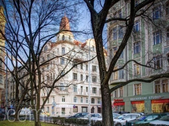 Магазины/Салоны/Услуги в Праге, 351 м² Прага 5 Zborovská - Коммерческая недвижимость - Personally Real Estate