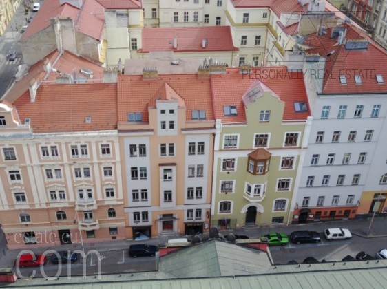 Квартира в Праге, 3-комнатная, 86 м² Прага 2  - Жилая недвижимость - Personally Real Estate