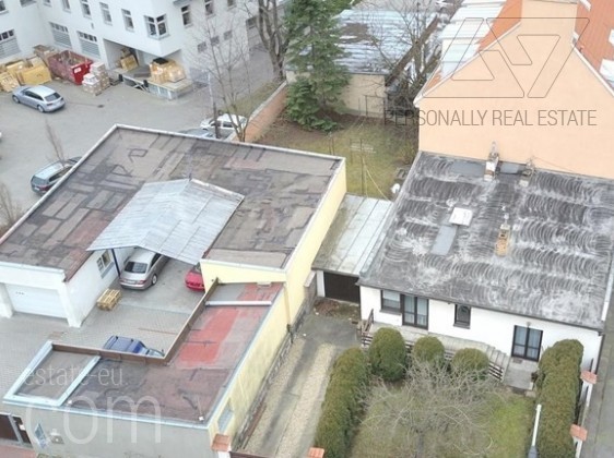 Бизнес: производство в Праге, 365 м² Прага 3  - Коммерческая недвижимость - Personally Real Estate