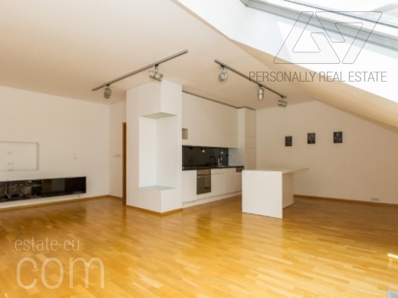 Квартира в Праге, 2-комнатная, 79 м² Прага 2  - Жилая недвижимость - Personally Real Estate